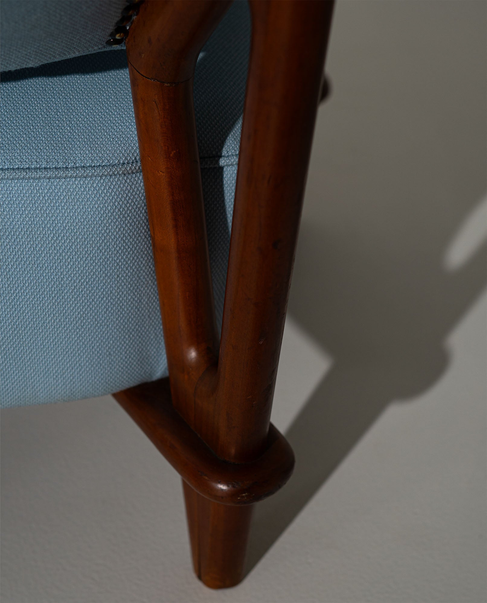Theo_Ruth_Model_109_Lounge_Chair_for_Artifort,_Dutch_Mid-Century_Modern_Design,_1950s