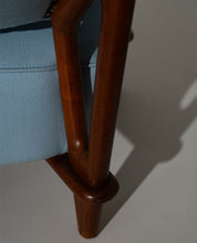 Theo_Ruth_Model_109_Lounge_Chair_for_Artifort,_Dutch_Mid-Century_Modern_Design,_1950s