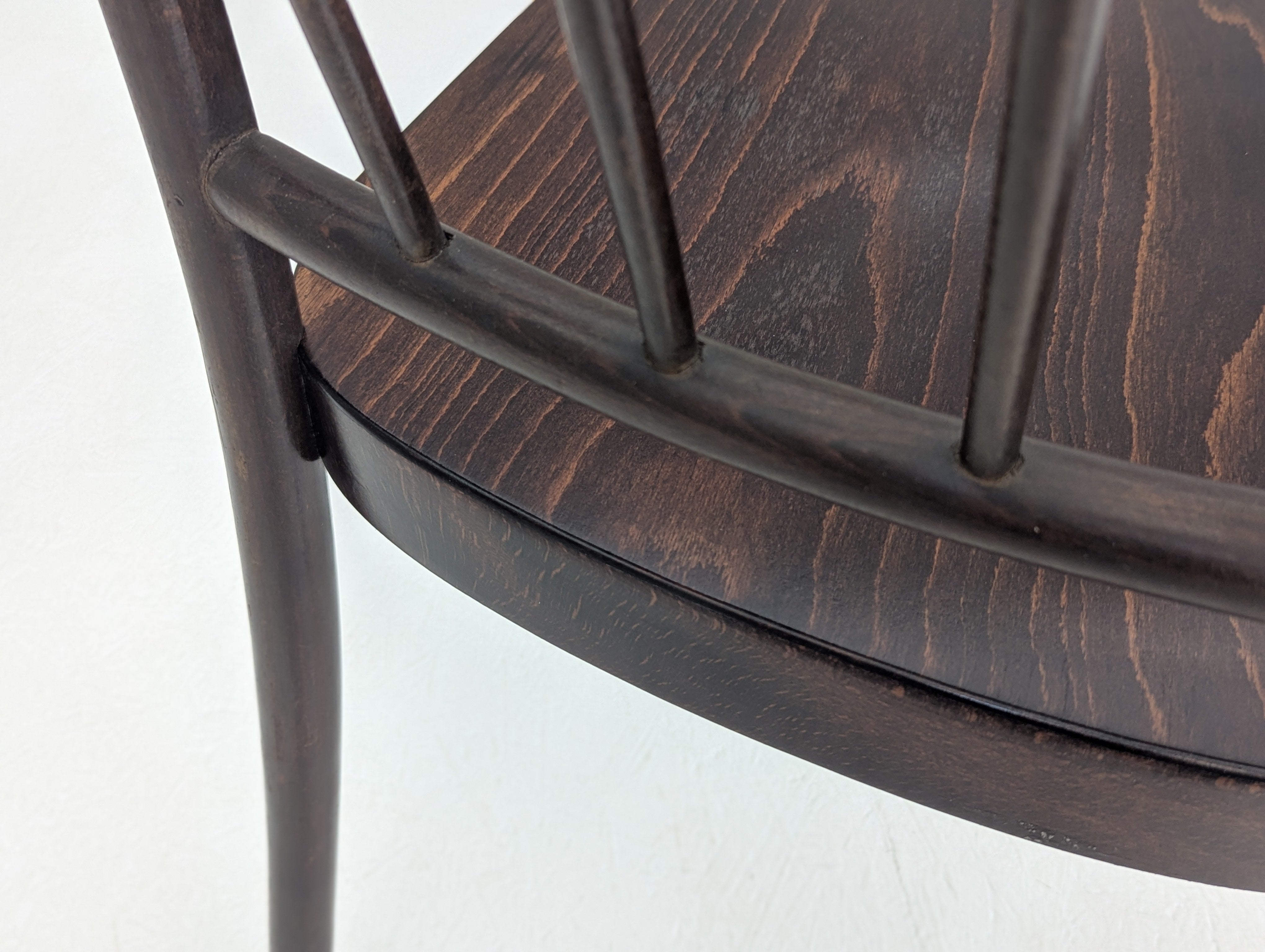 Thonet_A_811/4_Dining_Chairs_by_Josef_Hoffmann_for_Thonet,_1930s