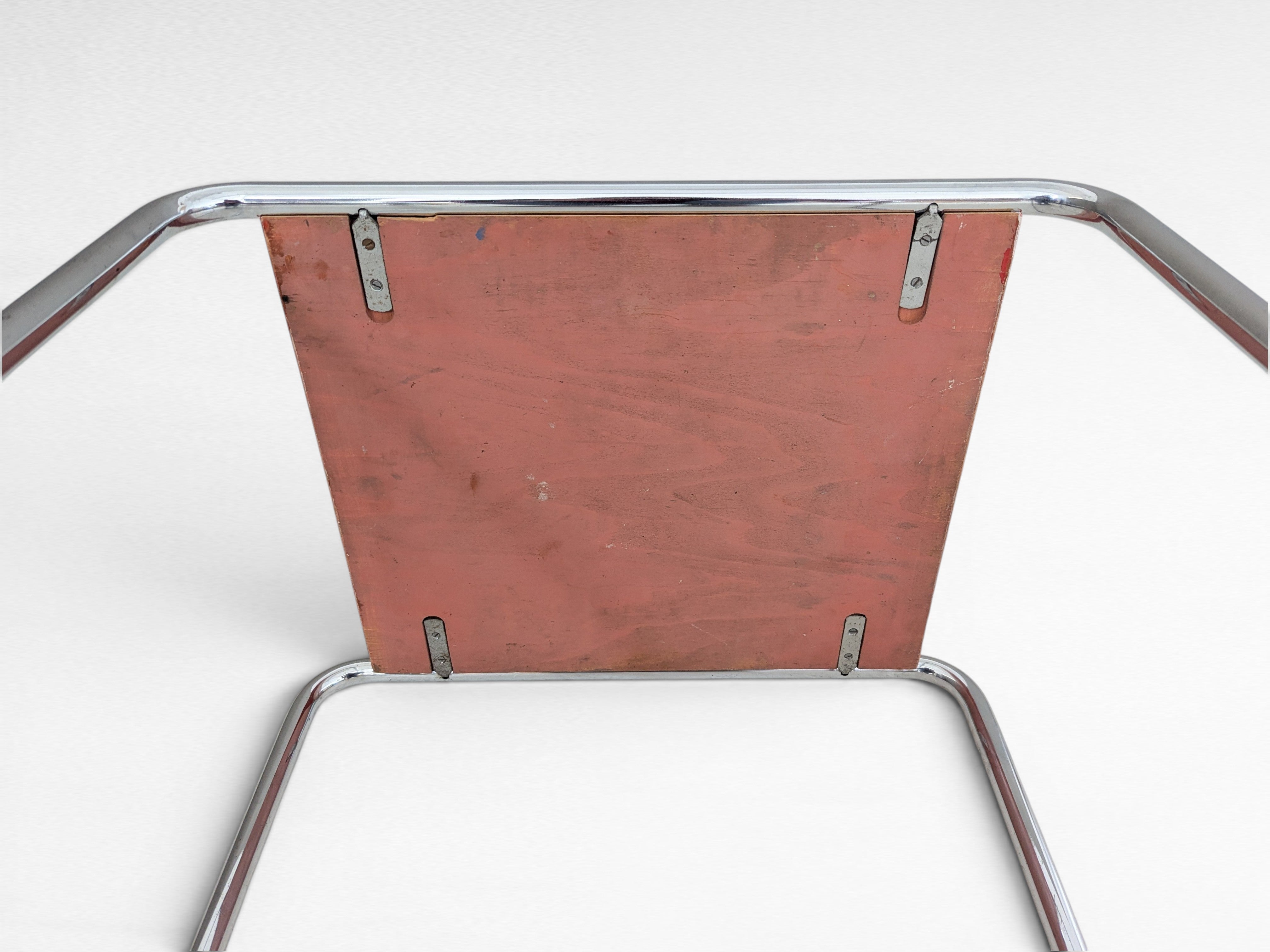 B9_Tubular_Steel_Side_Table_by_Marcel_Breuer_for_Thonet_with_Crimson_Red_Top,_1930s
