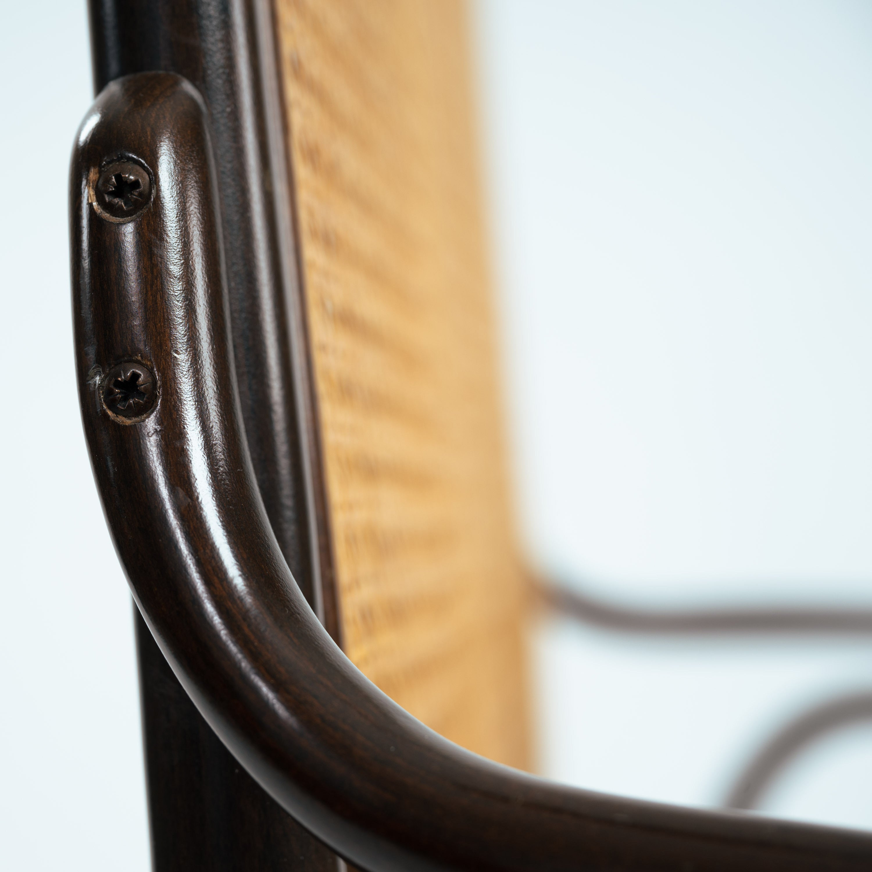 Thonet_bench_vienna_straw_Long_John_sofa,_Austria_1970s