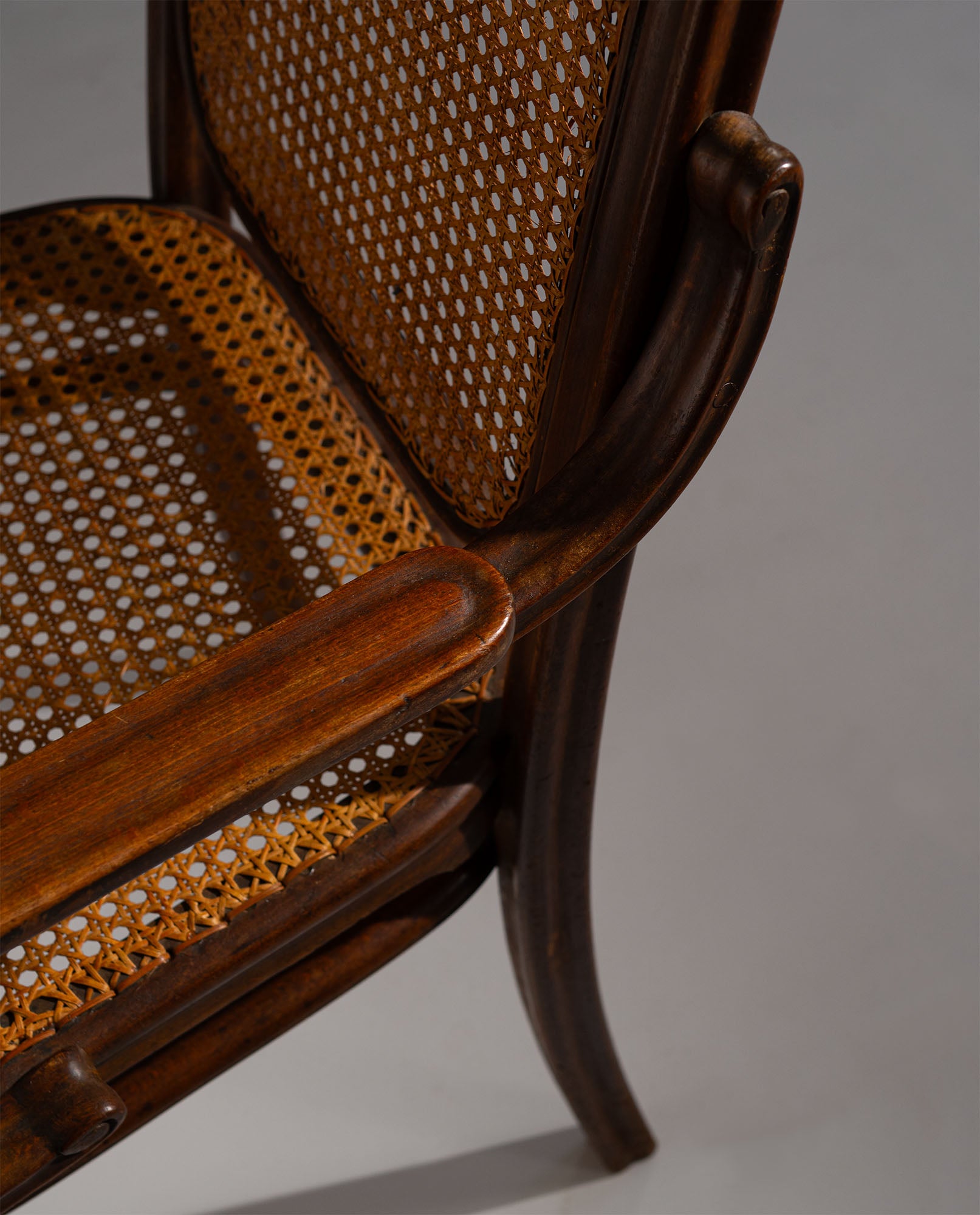 No._37_Bentwood_Armchair_by_Michael_Thonet,_Beech_&_Cane,_Austria_1880s