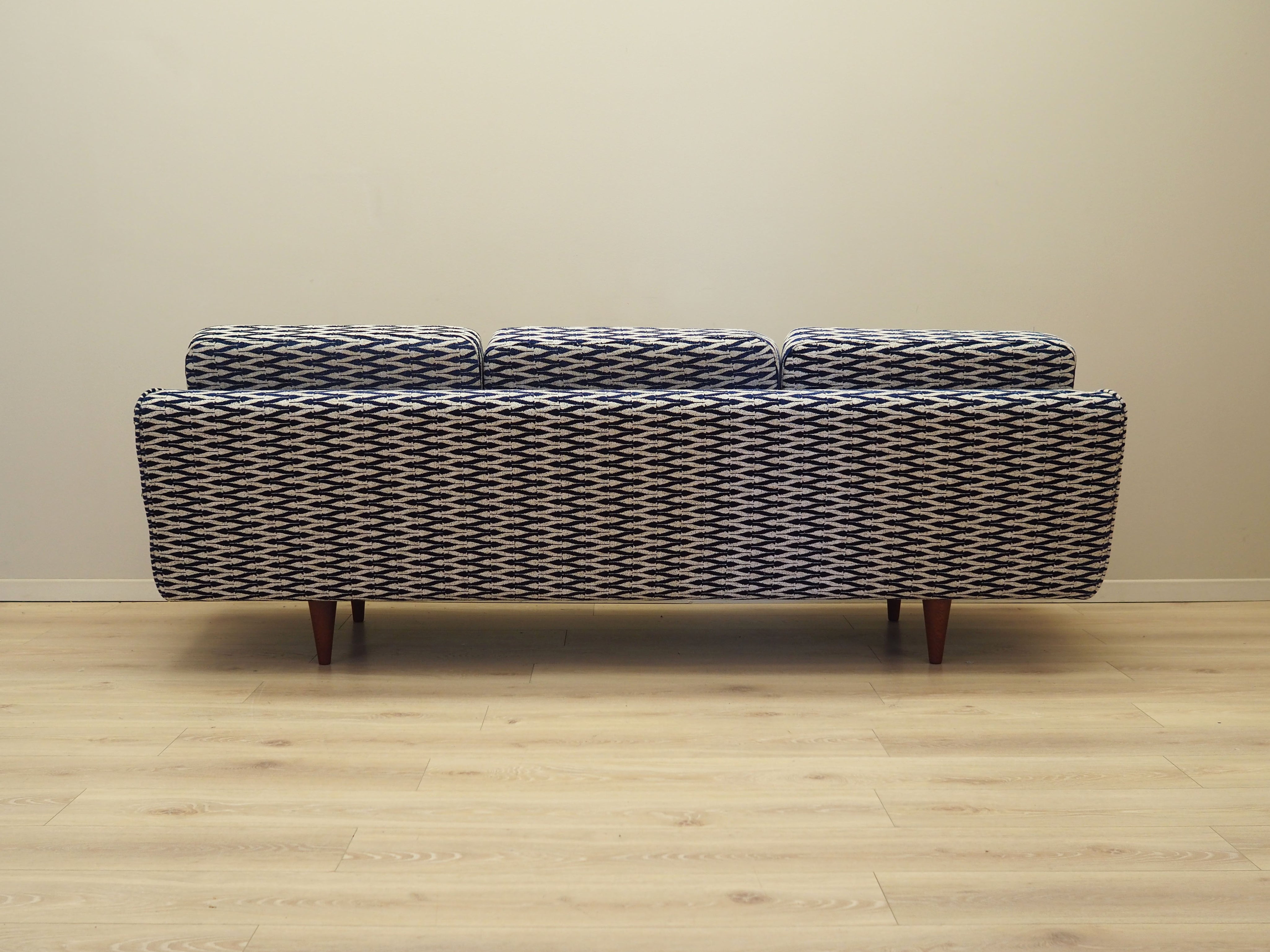 Three-Seater_Sofa,_Illum_Wikkelsø,_Fabric_Upholstery,_1960s,_Denmark