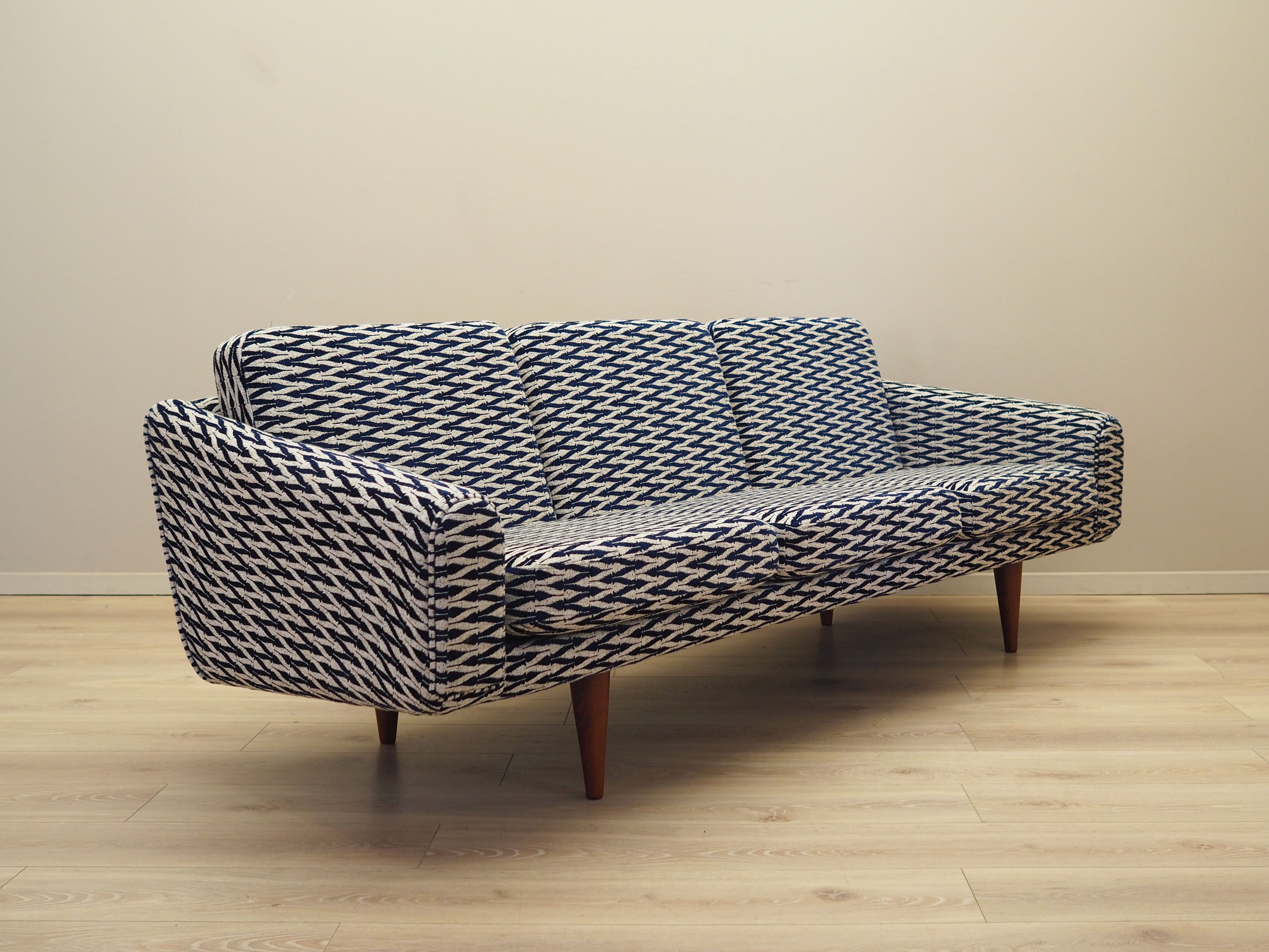 Three-Seater_Sofa,_Illum_Wikkelsø,_Fabric_Upholstery,_1960s,_Denmark