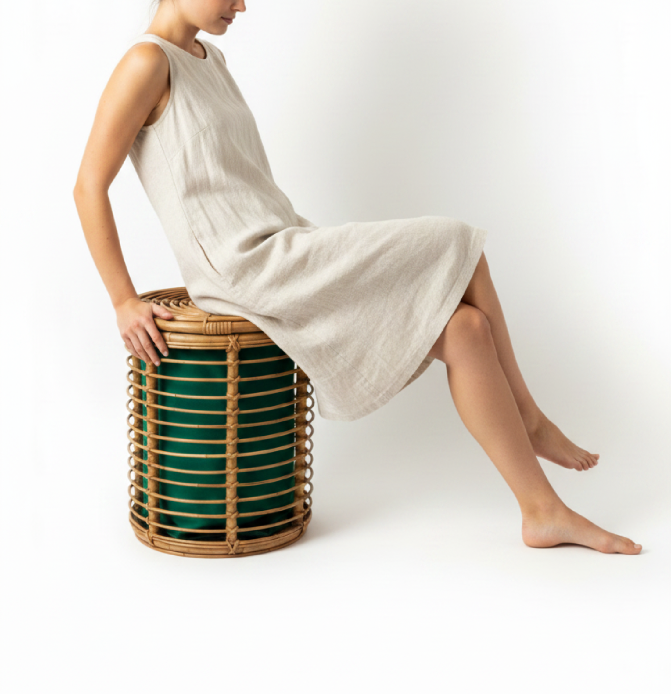 Tito_Agnoli_Bamboo_Storage_Stool_for_Cassina,_Italy,_1960s