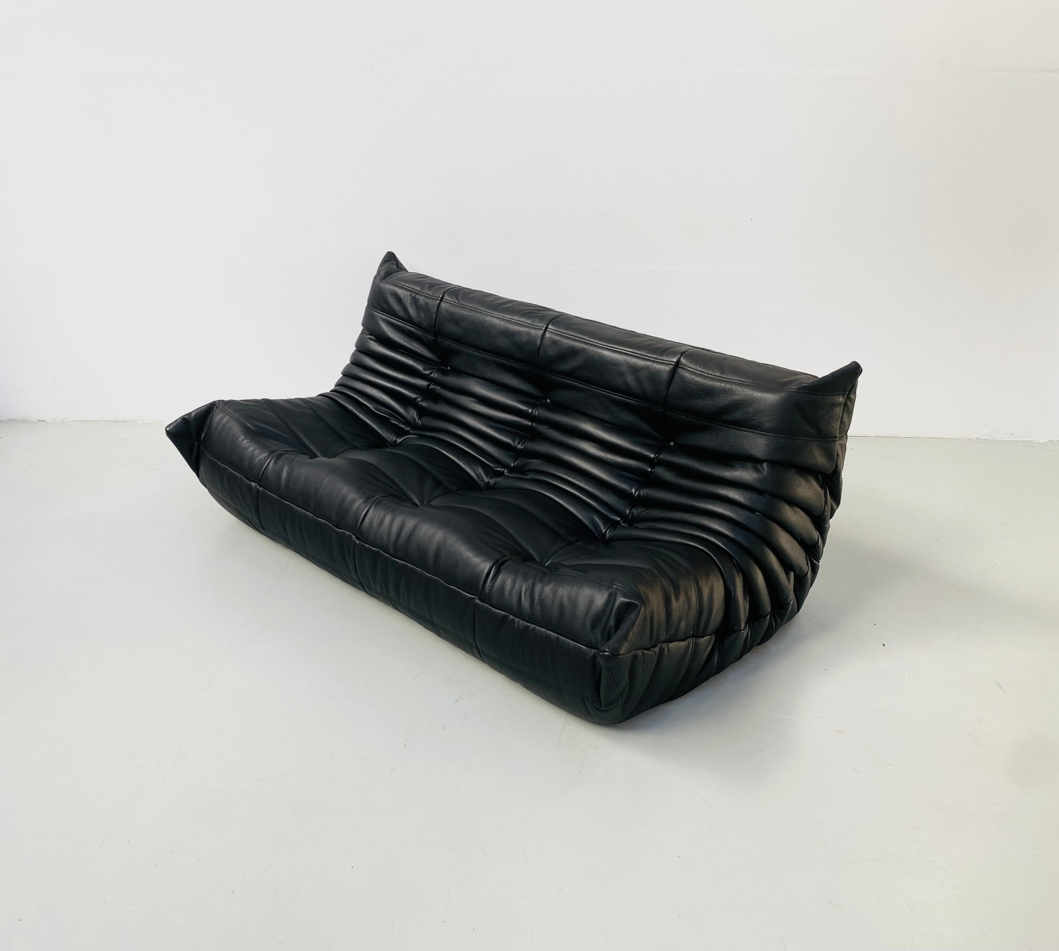 Michel_Ducaroy_3-seater_Togo_Sofa_for_Ligne_Roset_in_Leather,_Fully_Reupholstered,_France,_1970s