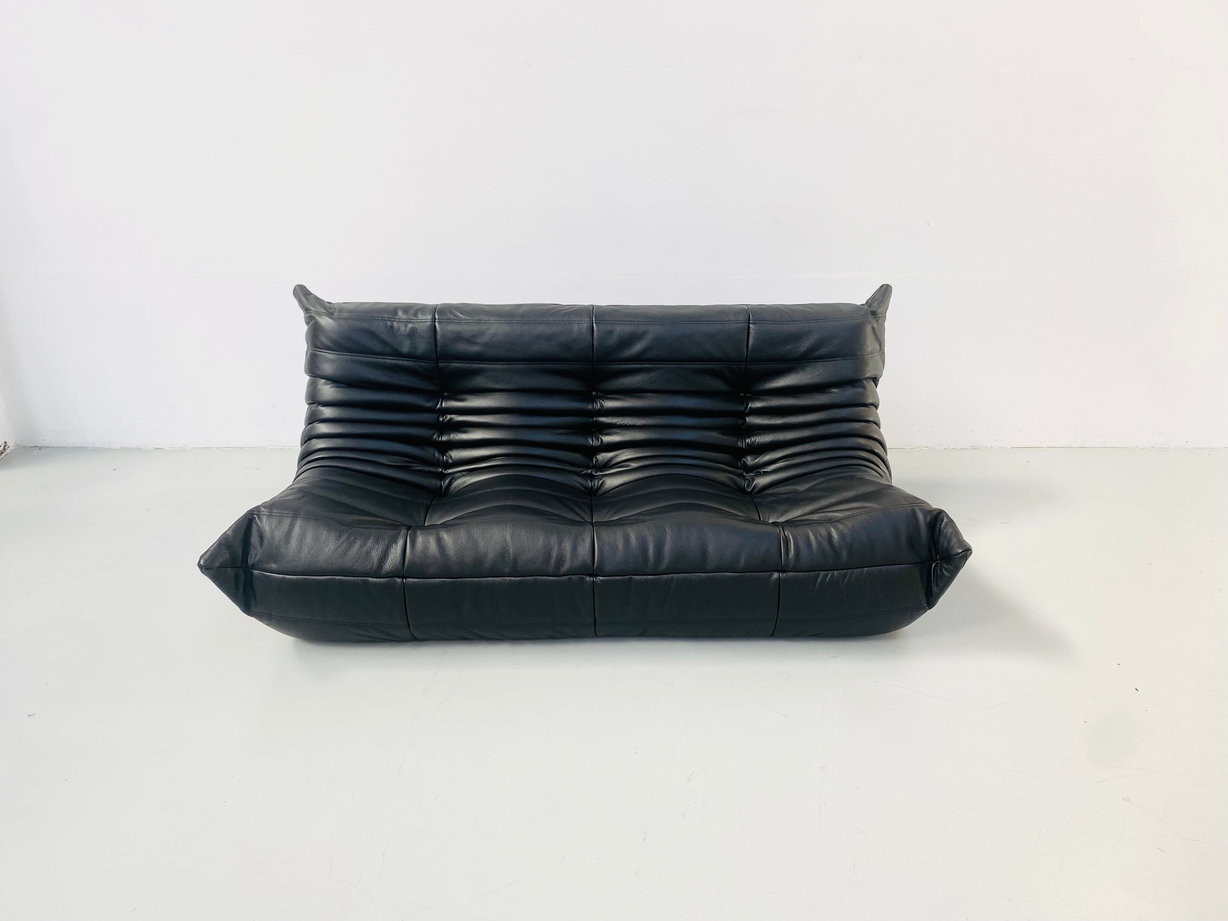Michel_Ducaroy_3-seater_Togo_Sofa_for_Ligne_Roset_in_Leather,_Fully_Reupholstered,_France,_1970s