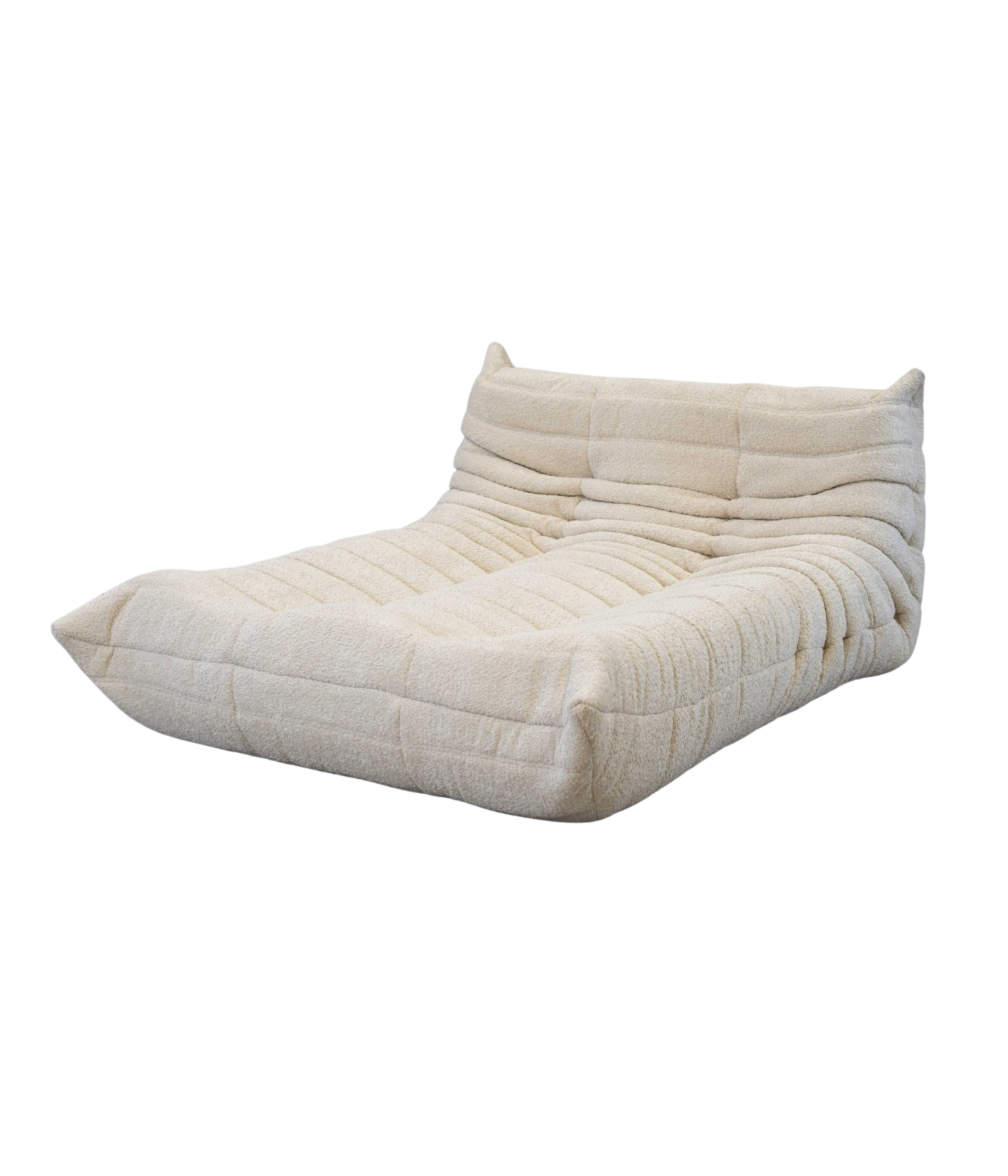 Togo_Chaise_Lounge_in_Bouclette_White_Fabric_by_Michel_Ducaroy_for_Ligne_Roset,_France,_1978