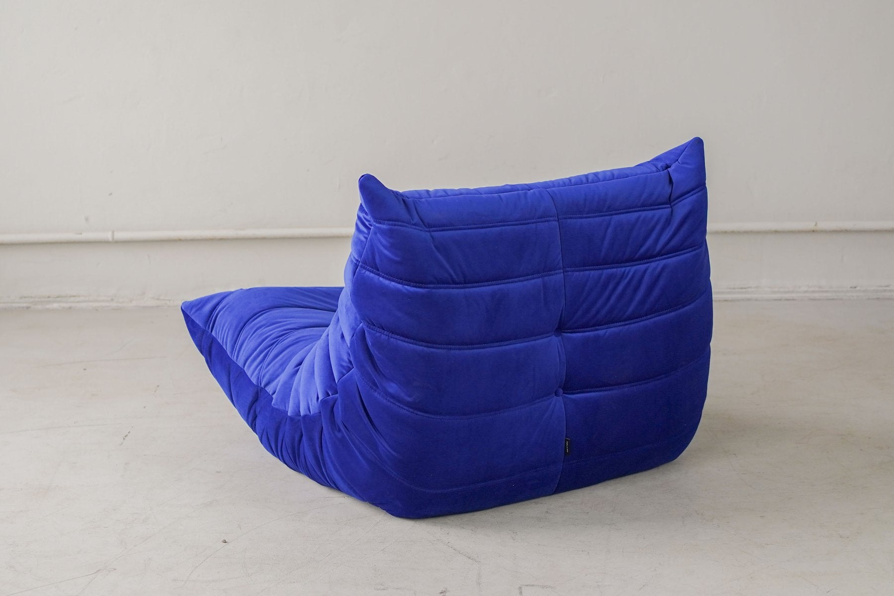 Togo_Lounge_Chair_by_Michel_Ducaroy_for_Ligne_Roset,_Blue_Velvet,_France,_1970s
