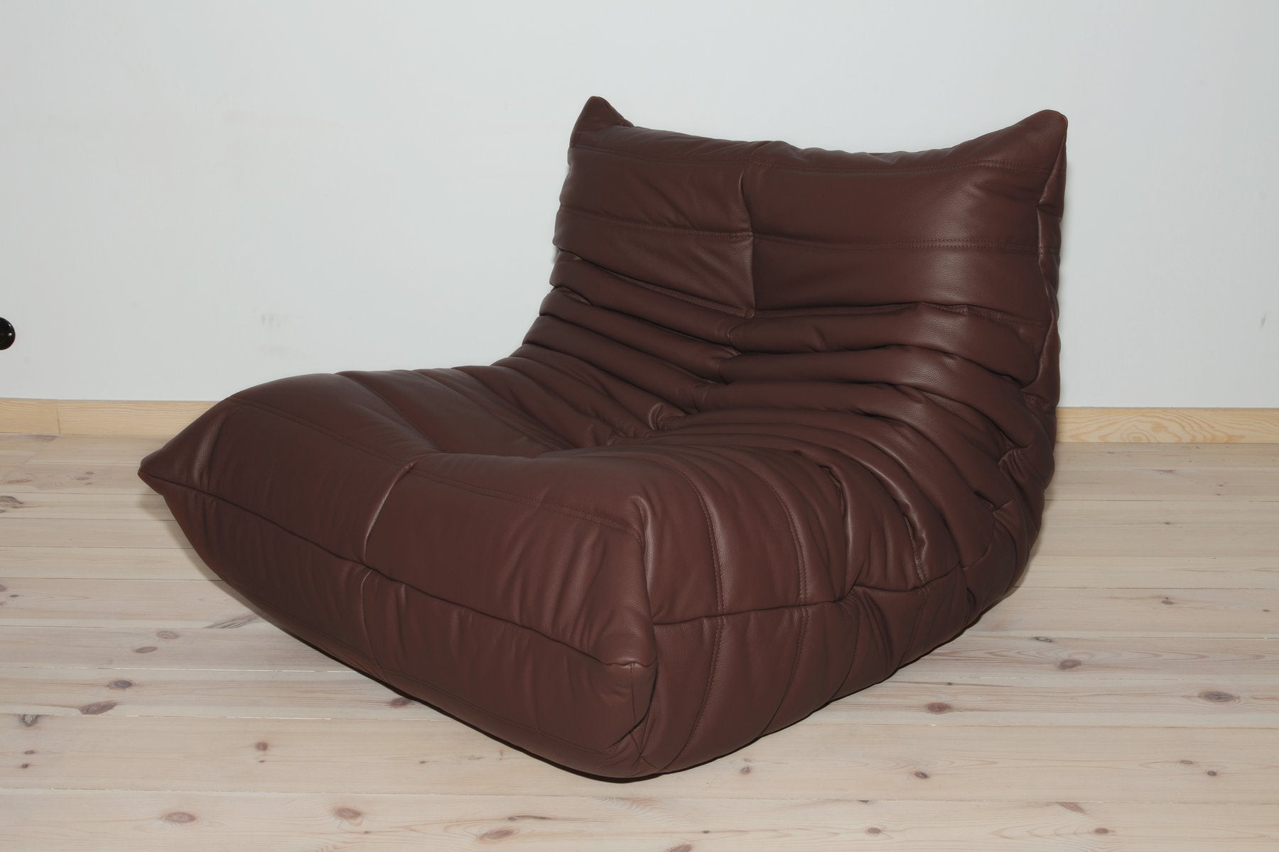 Togo_Lounge_Chair_by_Michel_Ducaroy_for_Ligne_Roset,_Brown_Leather,_France,_1970s
