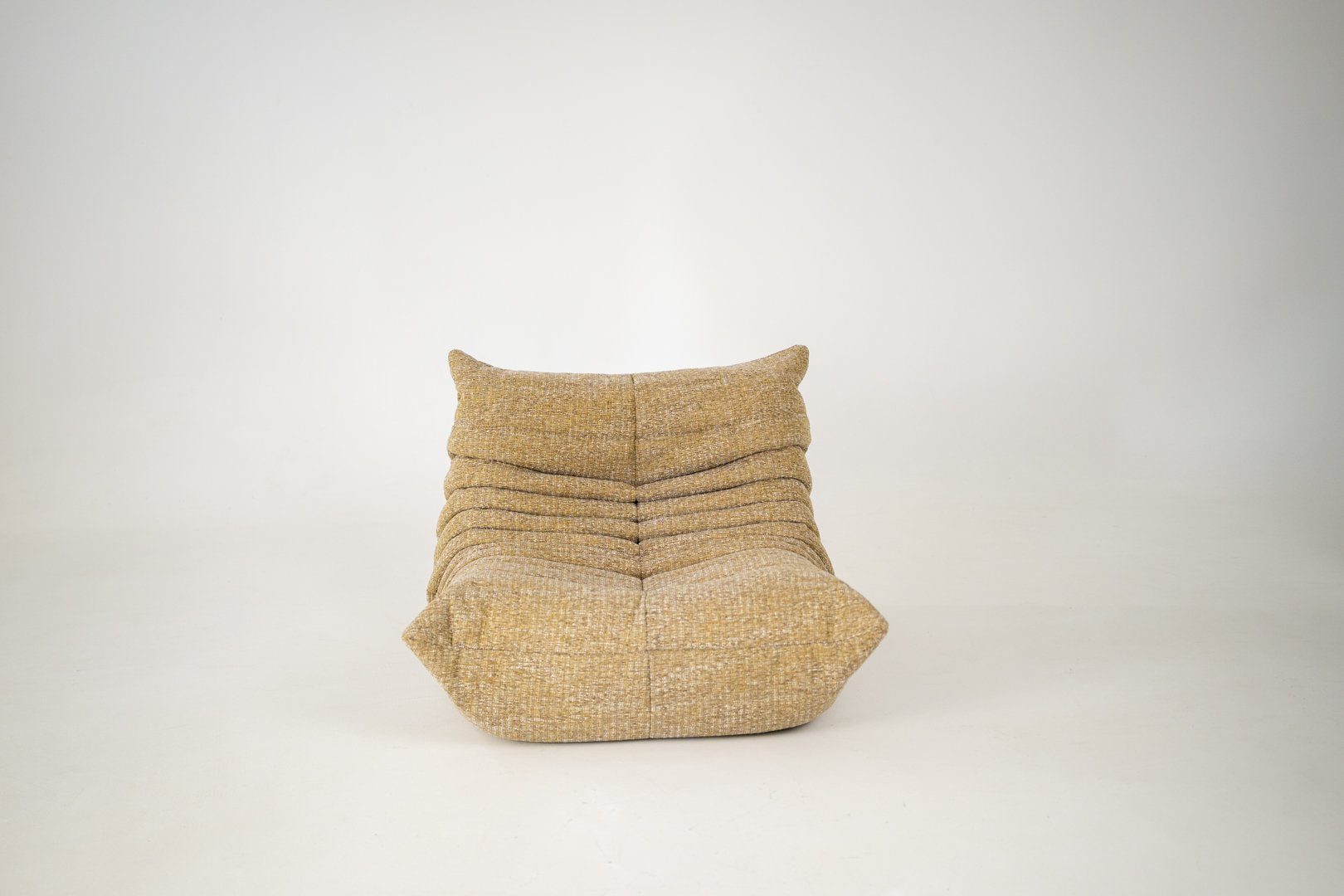 Togo_Lounge_Chair_by_Michel_Ducaroy_for_Ligne_Roset,_Caramel_Loop_Fabric,_France,_1970s