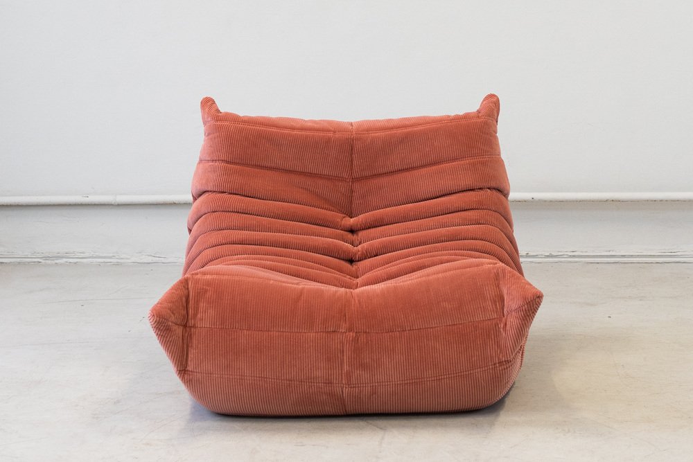 Togo_Lounge_Chair_by_Michel_Ducaroy_for_Ligne_Roset,_Coral_Corduroy,_France,_1970s