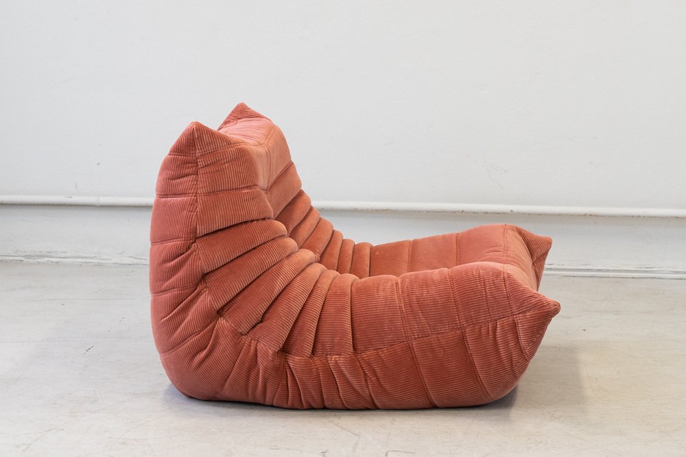 Togo_Lounge_Chair_by_Michel_Ducaroy_for_Ligne_Roset,_Coral_Corduroy,_France,_1970s