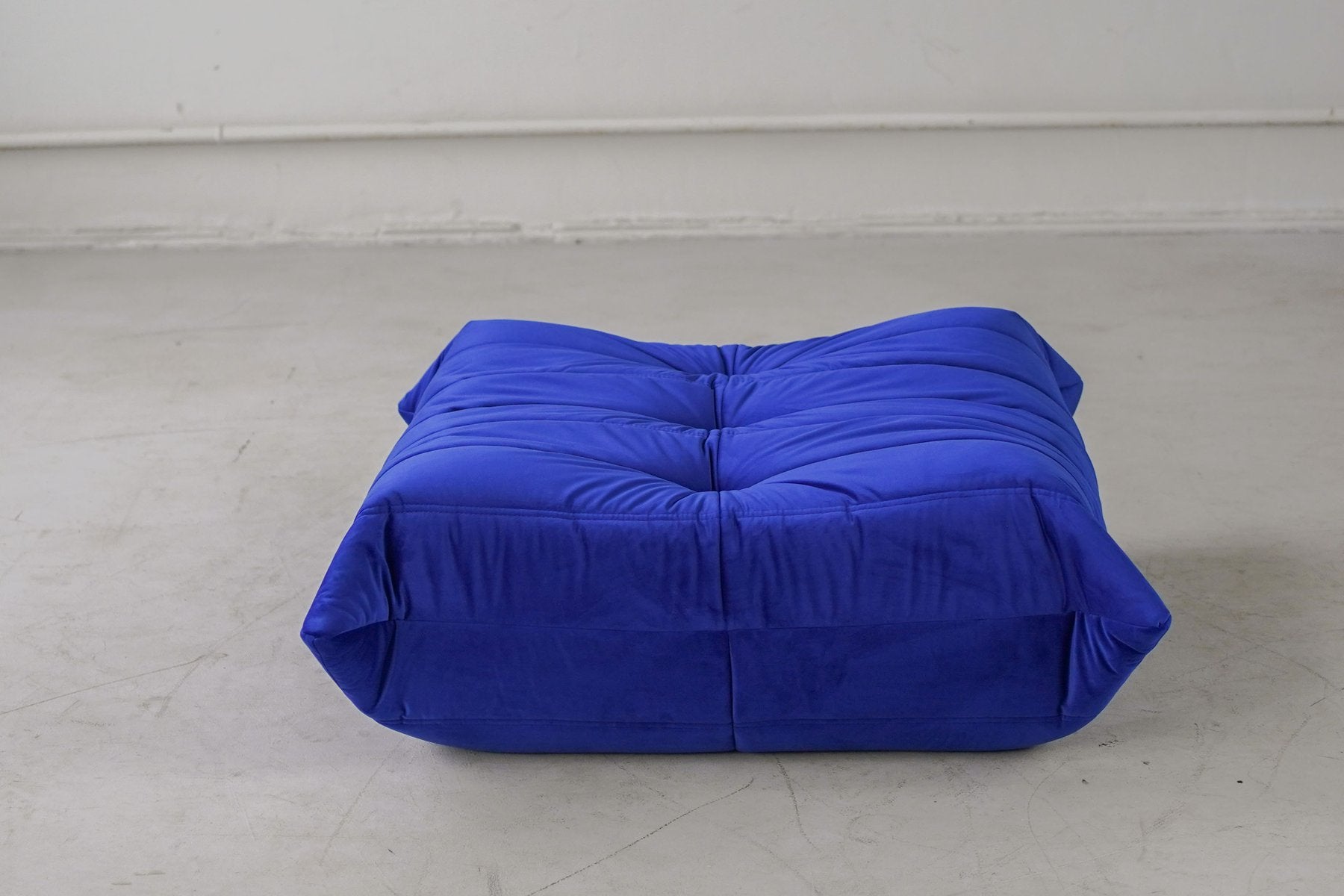 Togo_Pouf_by_Michel_Ducaroy_for_Ligne_Roset,_Blue_Velvet,_France,_1970s