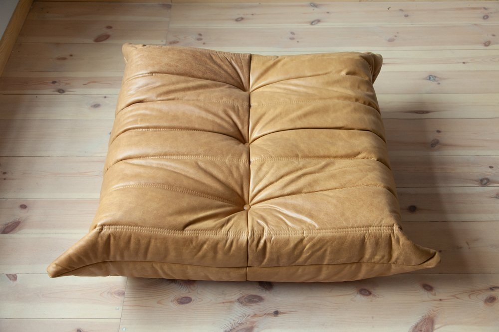 Togo_Pouf_by_Michel_Ducaroy_for_Ligne_Roset,_Camel_Brown_Leather,_France,_1970s
