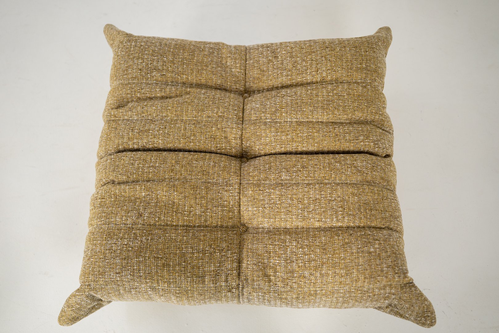 Togo_Pouf_by_Michel_Ducaroy_for_Ligne_Roset,_Caramel_Loop_Fabric,_France,_1970s