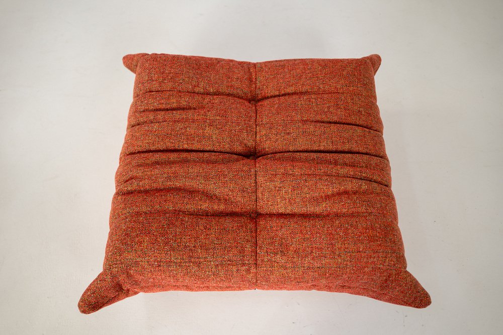 Togo_Pouf_by_Michel_Ducaroy_for_Ligne_Roset,_Crimson_Tweed_Fabric,_France,_1970s