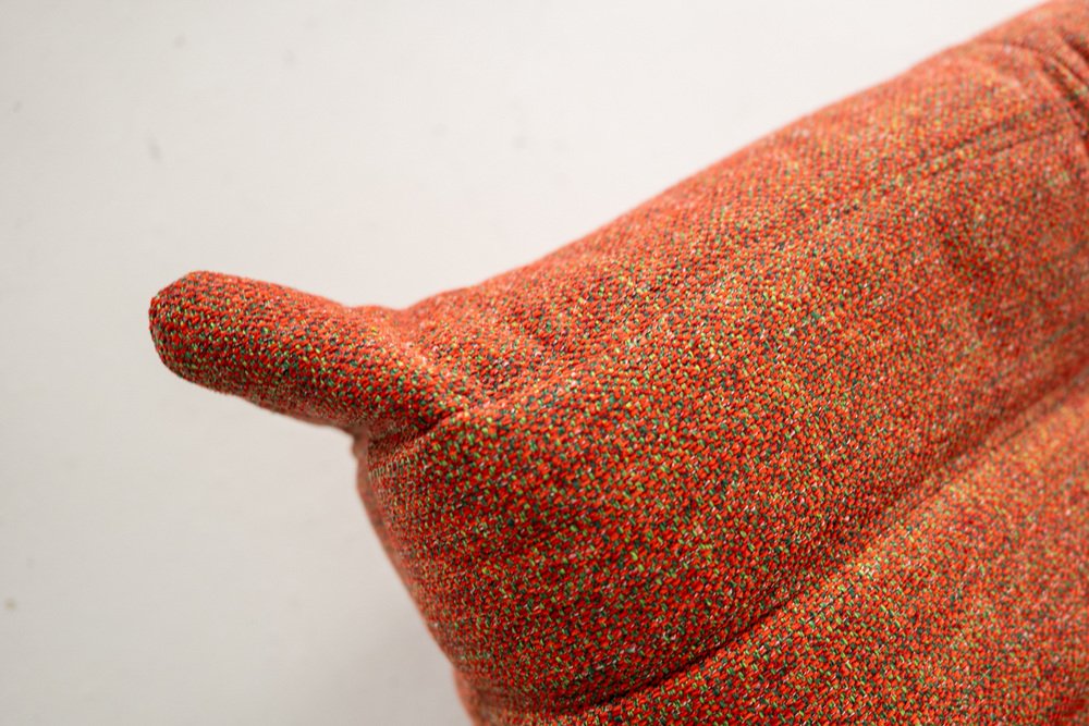 Togo_Pouf_by_Michel_Ducaroy_for_Ligne_Roset,_Crimson_Tweed_Fabric,_France,_1970s
