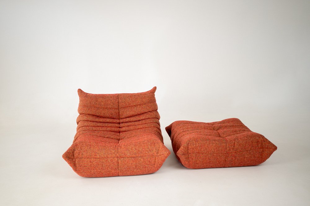 Togo_Pouf_by_Michel_Ducaroy_for_Ligne_Roset,_Crimson_Tweed_Fabric,_France,_1970s