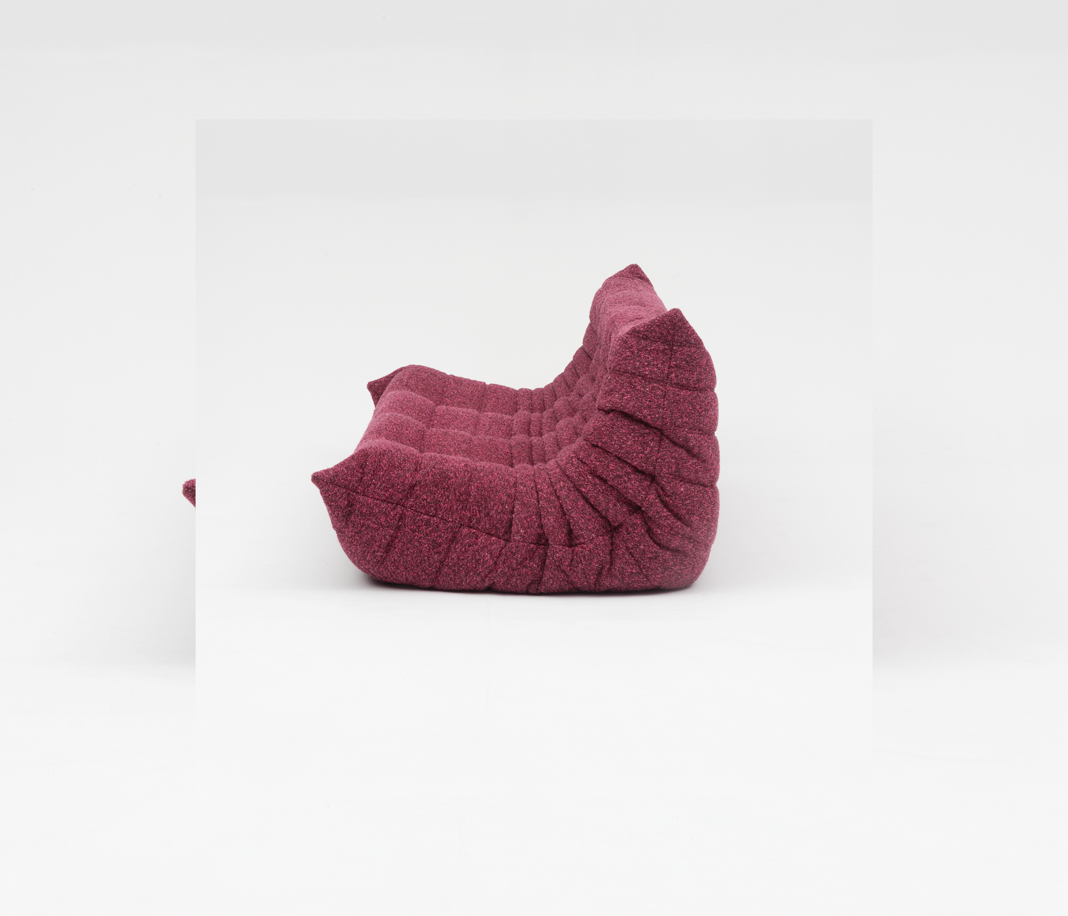 Togo_Three-Seater_Sofa_by_Michel_Ducaroy_for_Ligne_Roset,_Pink_fabric,_France,_1970s