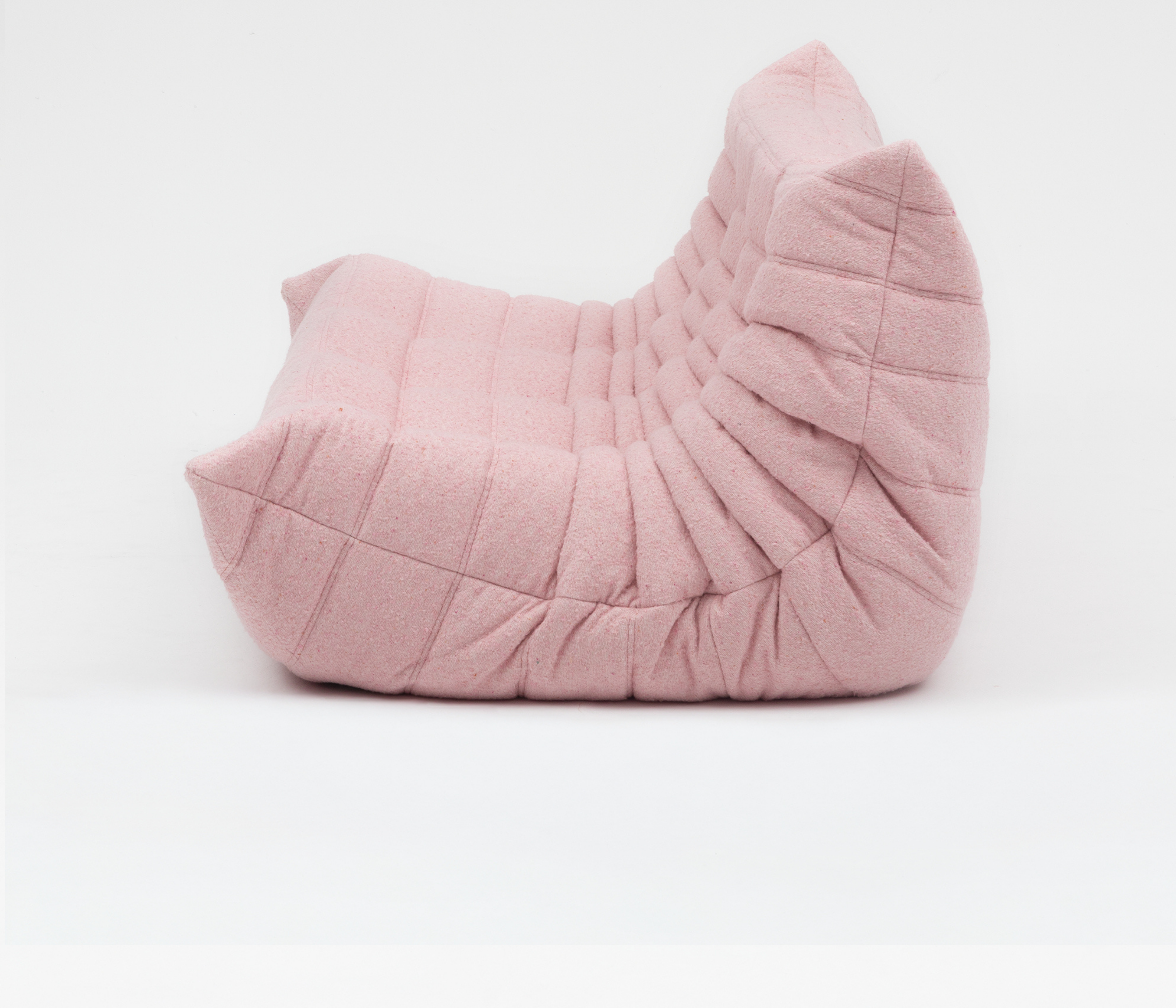 Togo_Three-Seater_Sofa_by_Michel_Ducaroy_for_Ligne_Roset,_Pink,_France,_1970s