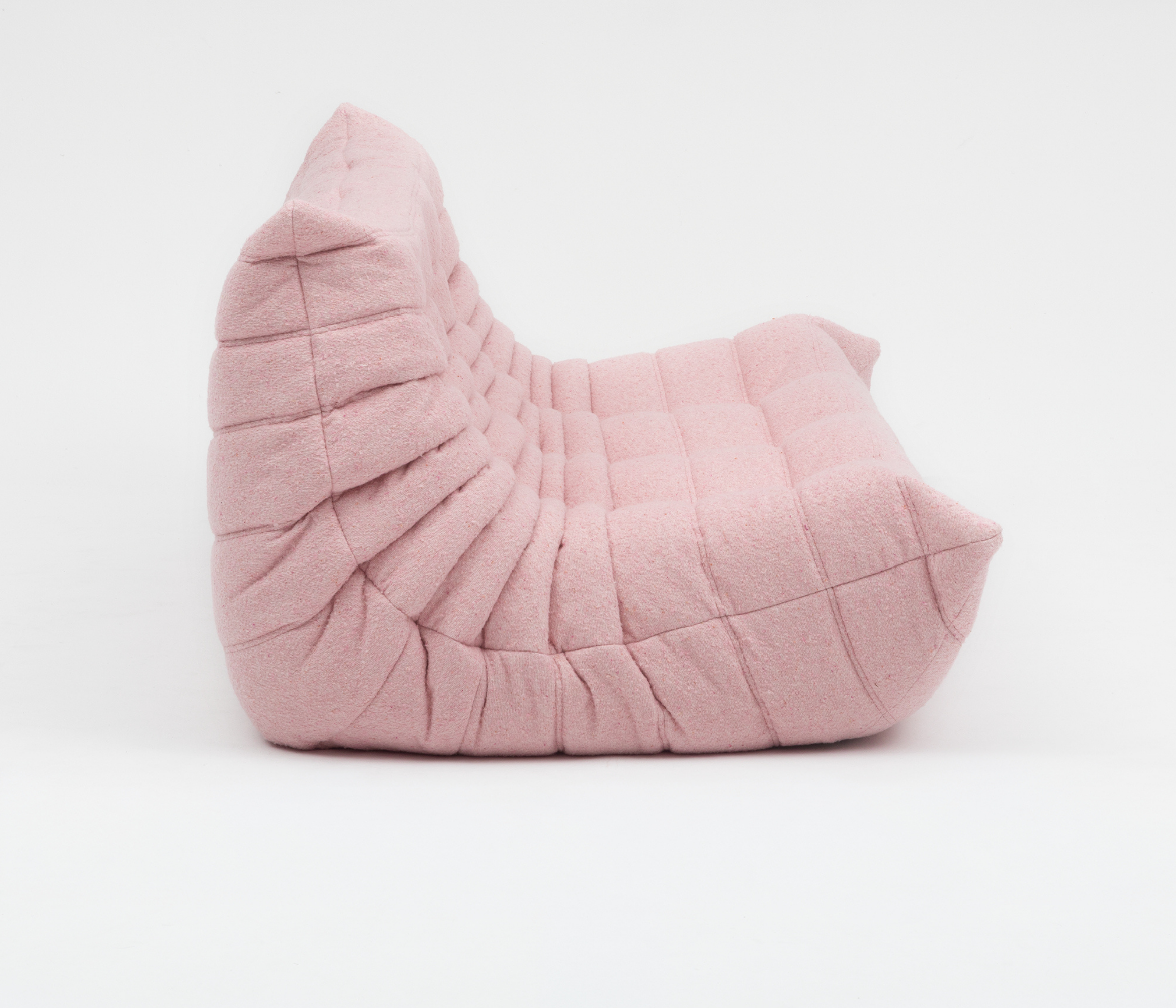 Togo_Three-Seater_Sofa_by_Michel_Ducaroy_for_Ligne_Roset,_Pink,_France,_1970s