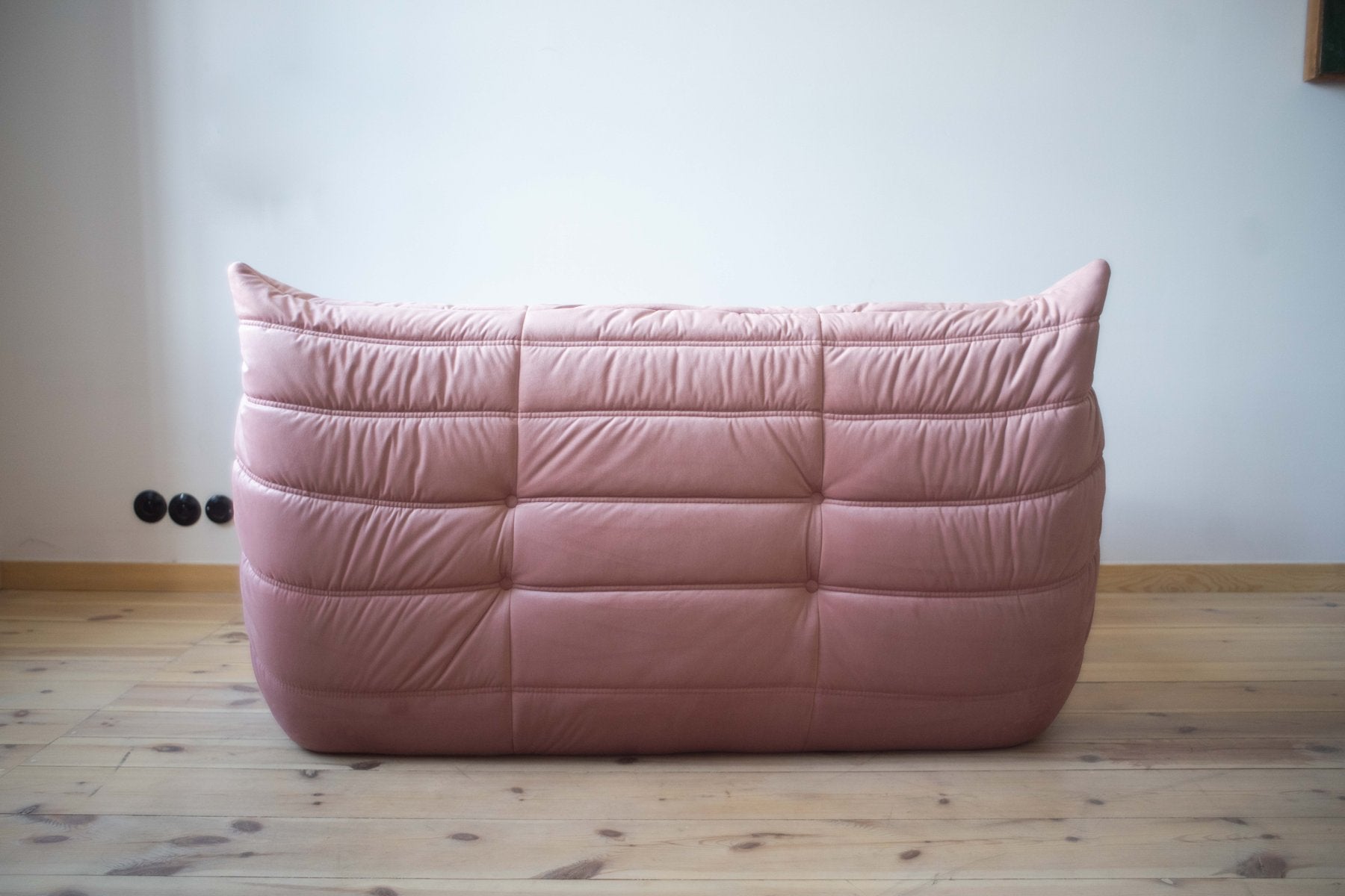 Togo_Two-Seater_Sofa_by_Michel_Ducaroy_for_Ligne_Roset,_Pink_Pearl_Velvet,_France