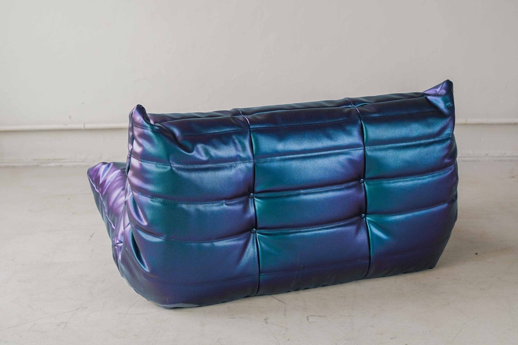 Togo_Two-Seater_Sofa_by_Michel_Ducaroy_for_Ligne_Roset,_Ultraviolet_Leather,_France,_1970s