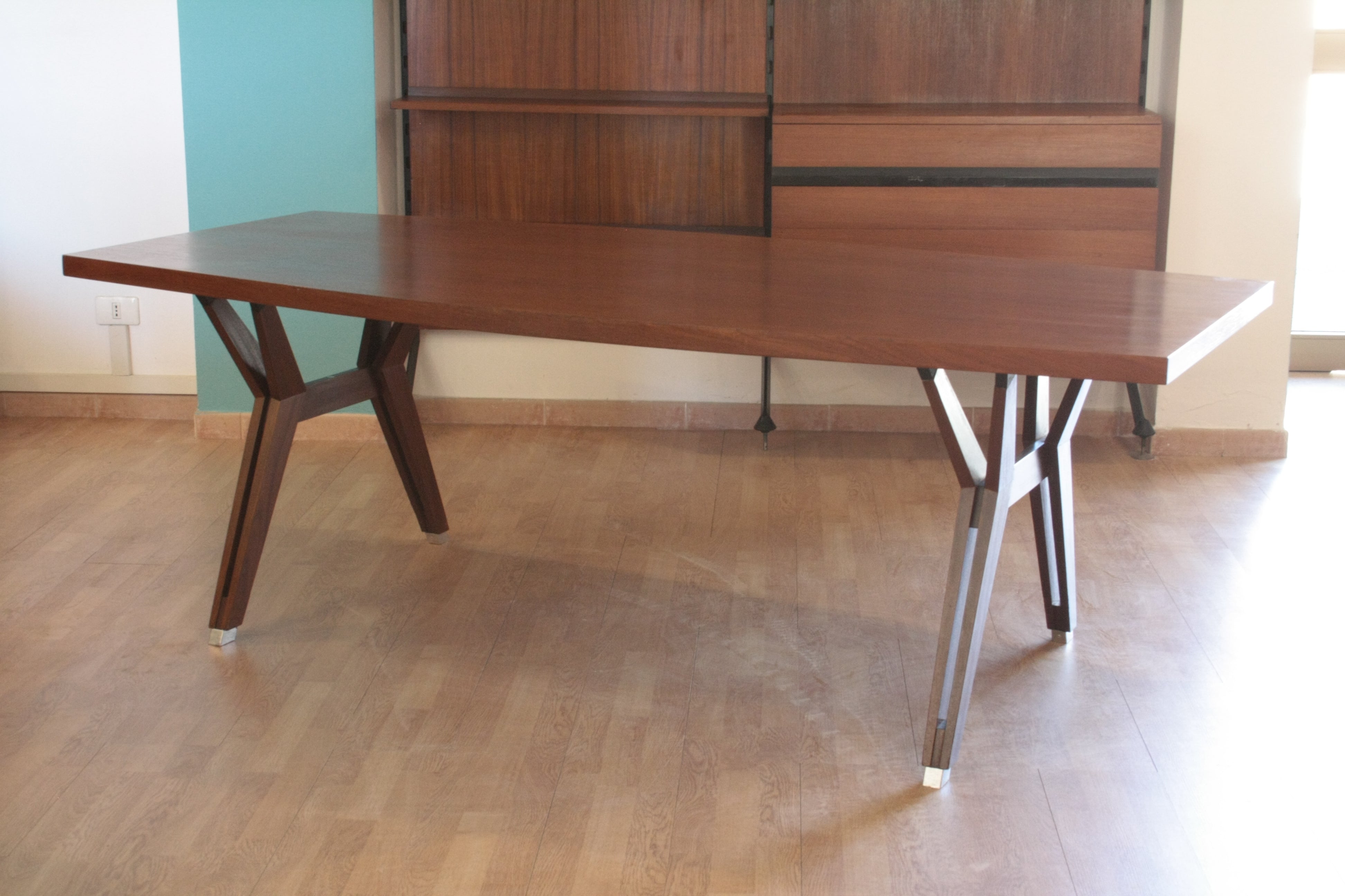 Tolomeo_table_by_Ico_Parisi_and_Ennio_Fazioli_-_Italy,_1958