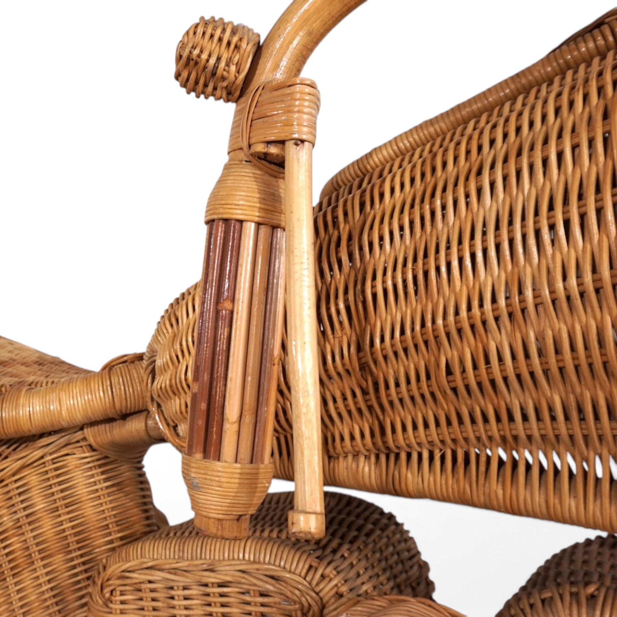 Life-Size_Rattan_Motorcycle_Sculpture_Attributed_to_Tom_Dixon_for_Habitat,_UK,_1990s