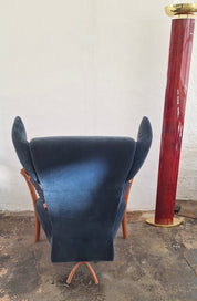 Faia_Bergère_Armchair_by_Toni_Cordero_for_Sawaya_&_Moroni,_Italy,_1993