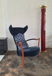 Faia_Bergère_Armchair_by_Toni_Cordero_for_Sawaya_&_Moroni,_Italy,_1993