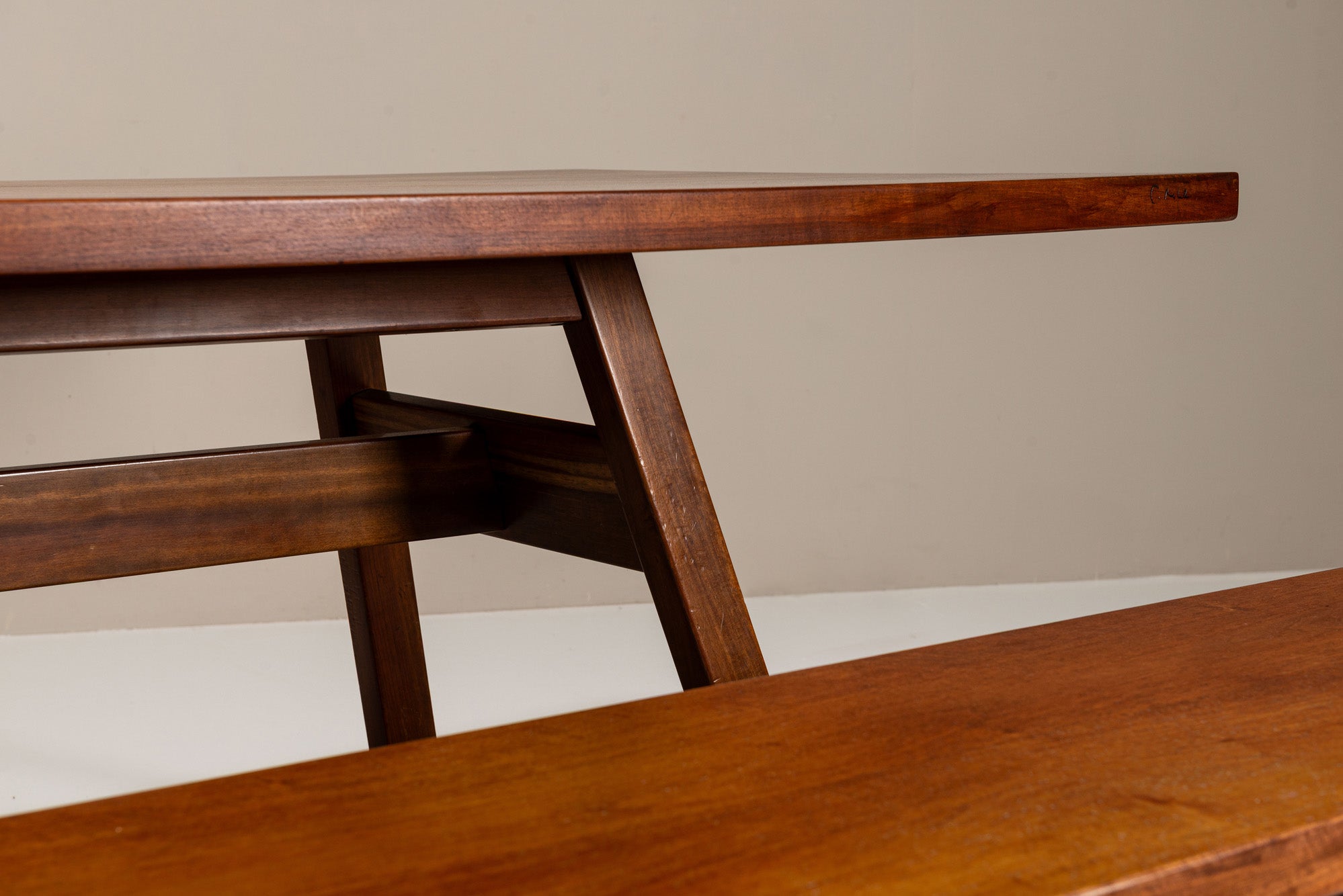 Set_of_Torbecchia_Dining_Table_and_Bench_by_Giovanni_Michelucci_for_Poltronova,_1965,_Italy