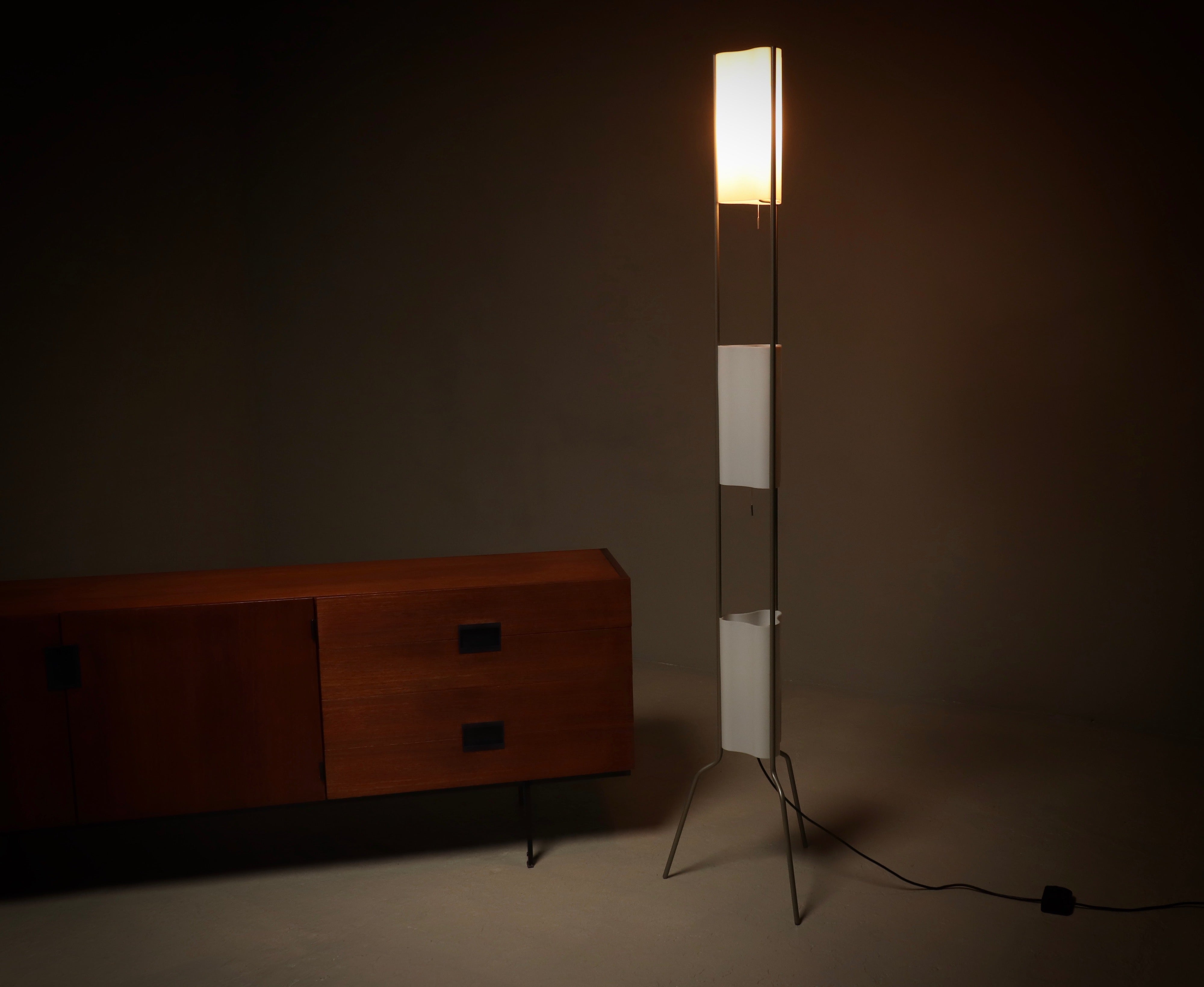 Totem_Terra_Floor_Lamp_by_Valerio_Bottin_for_Foscarini,_1990s,_Italy