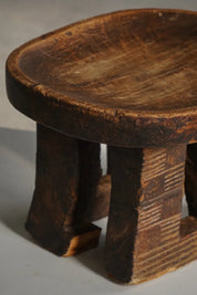 Traditional_Hand_Carved_African_Bamileke_Style_Tribal_Stool_in_Solid_Wood