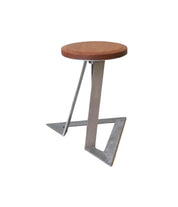 Triângulo_Screwable_Stool_by_Miguel_Saboya,_Portugal