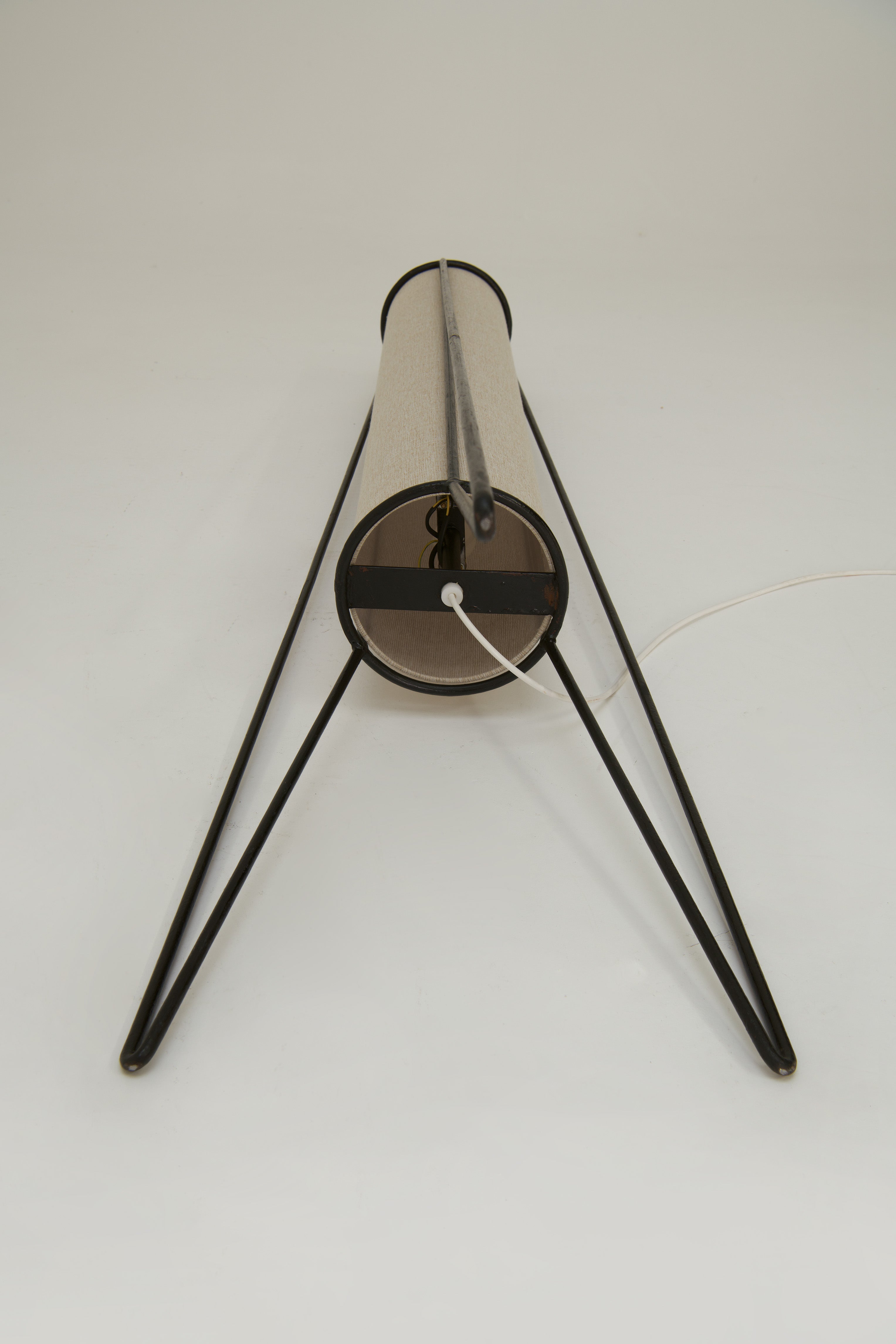 Tripod_Floor_Lamp