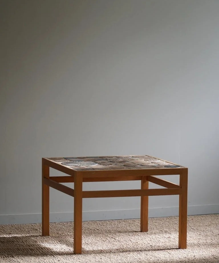 Tue_Poulsen,_Coffee_Table_in_Oak_&_Ceramic_Tiles,_Danish_Modern,_1960s