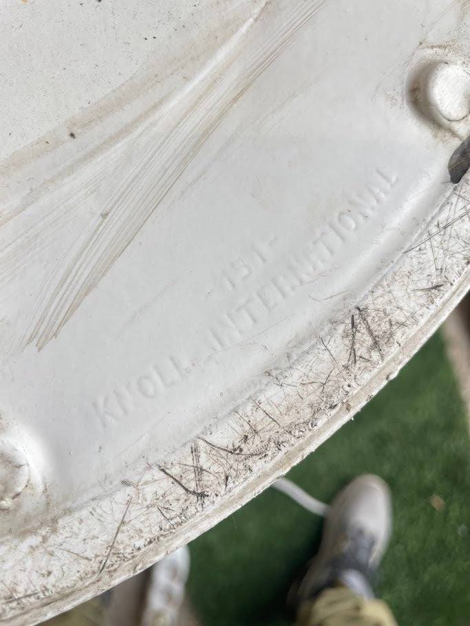 Set_of_6_Tulip_Chairs_by_Eero_Saarinen_for_Knoll_International_from_1960s