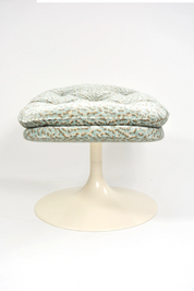Set_of_2_Airfort_Ottomans_in_Dedar_Milano_Fabric,_Fully_Restored