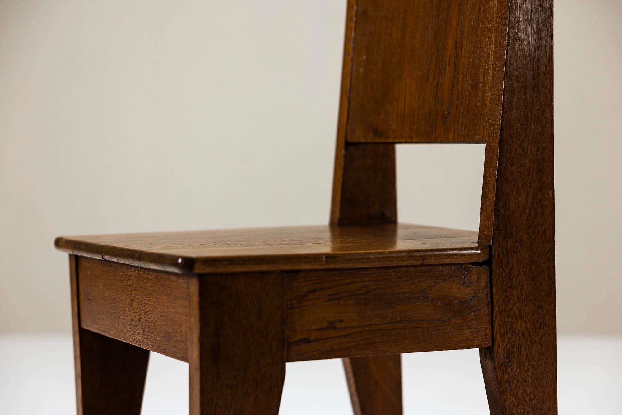 Set_of_2_New_Hague_School_Side_Chairs_in_Oak,_The_Netherlands_1930s