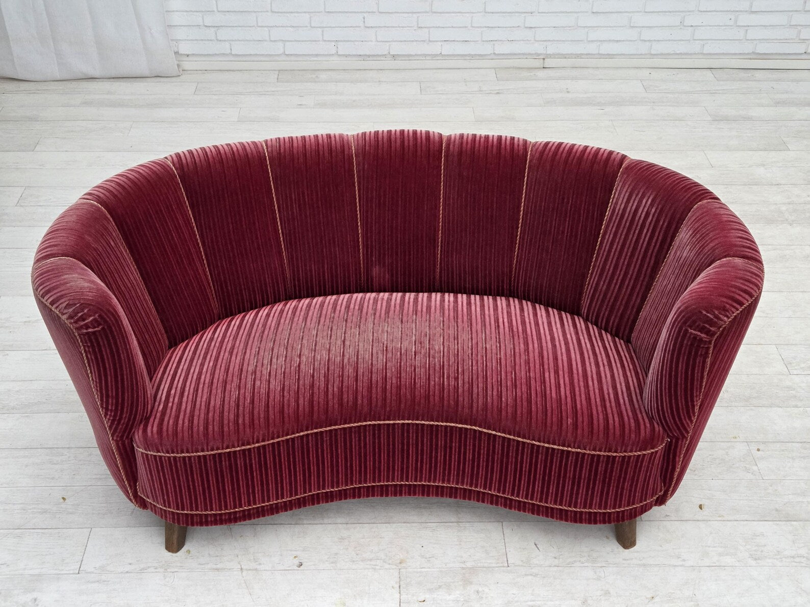 Two-Seater_Sofa,_Banana_Design,_1960s_Denmark