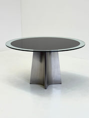 UFO_dining_table_by_Luigi_Saccardo_for_Arrmet