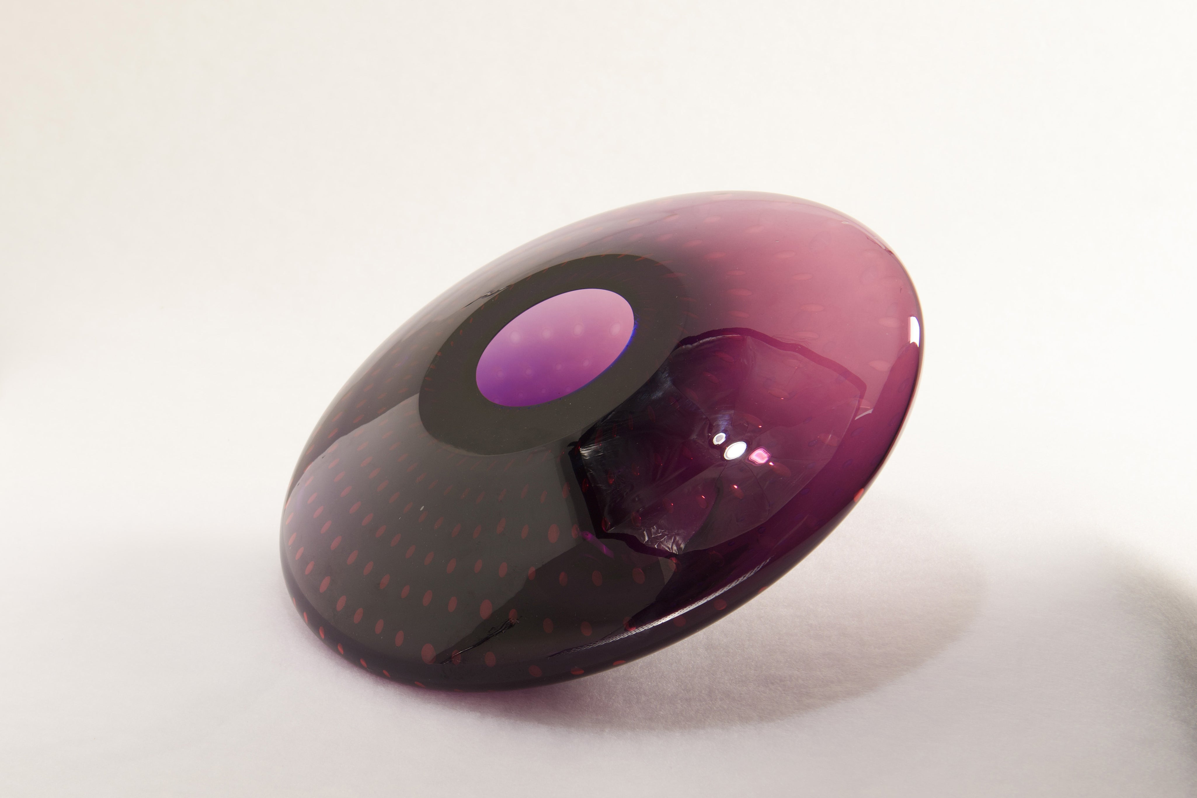 Large_UFO_Purple_Glass_Vase_by_Sem_Schanzer_for_L’Anverre,_Belgium,_1990s