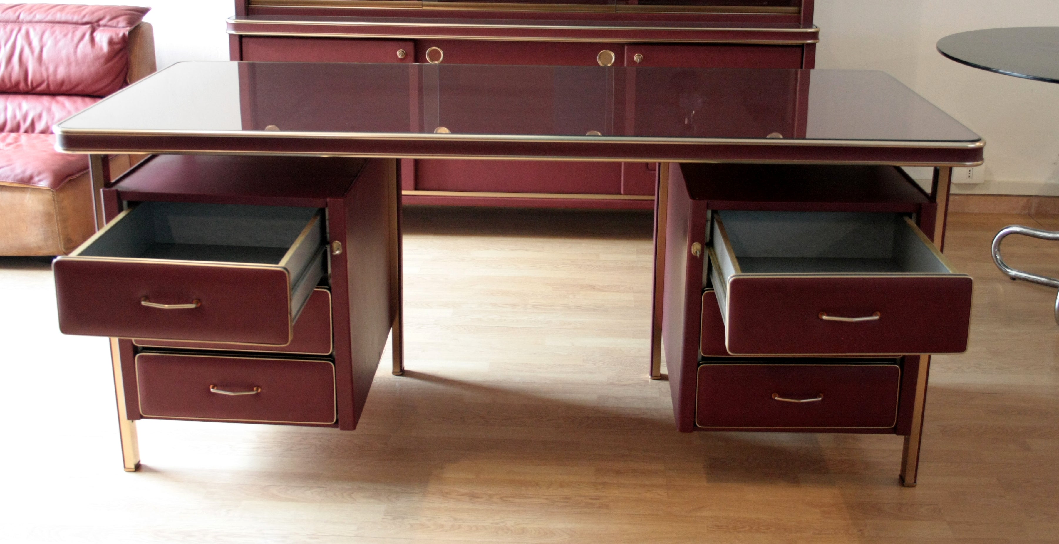 Set_of_desk_with_3_chairs_and_bookcase_by_Umberto_Mascagni,_Italy,_1950