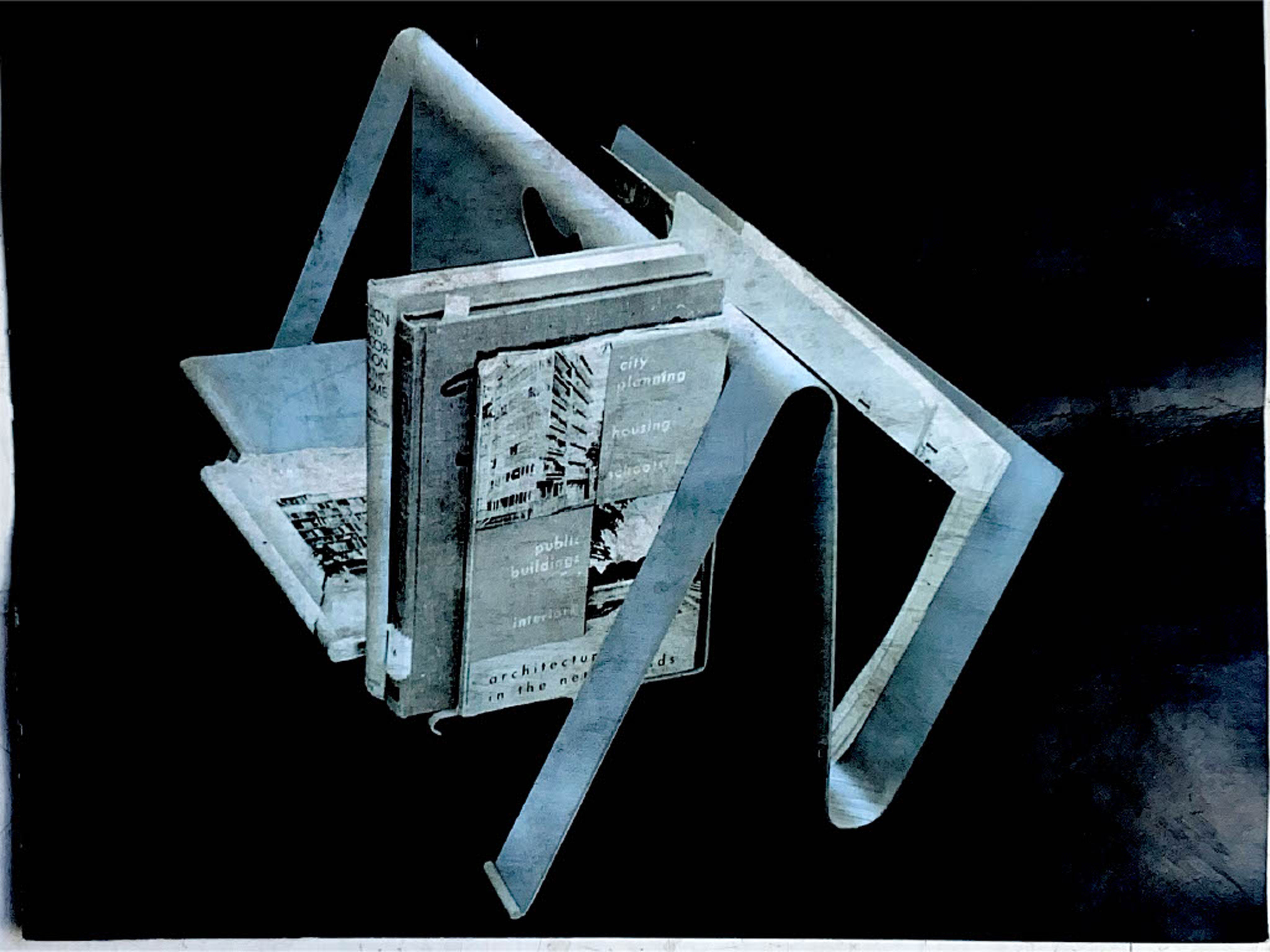 Unique_Magazine_Holder_Lektuurbak_by_Rob_Parry