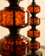 Set_of_2_Speckled_Glass_Table_Lamps_with_Leopard_Pattern,_USA_20th_Century