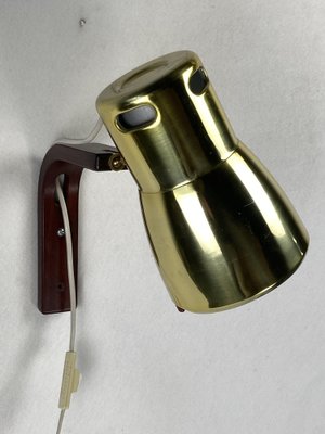 V488_Wall_Light_in_Teak_and_Brass_by_Hans-Agne_Jakobsson,_1960s,_Sweden