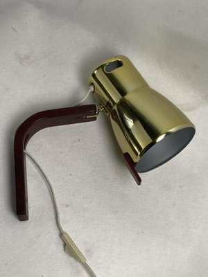 V488_Wall_Light_in_Teak_and_Brass_by_Hans-Agne_Jakobsson,_1960s,_Sweden