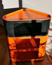 Valletto_Triangolo_Table_by_Ambrogio_Brusa